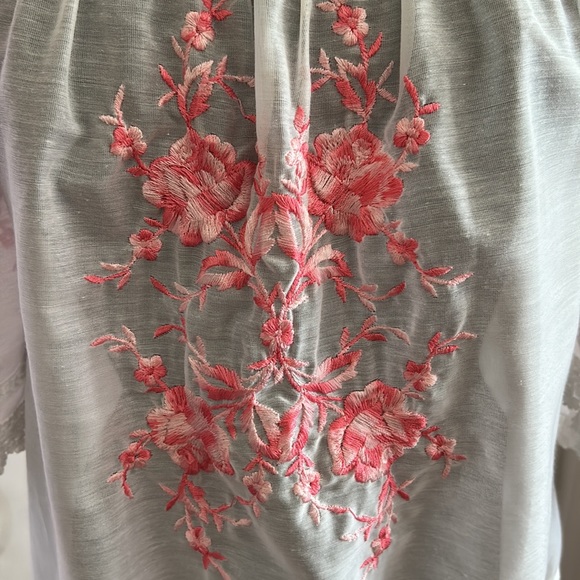 White With Pink Embroidered Floral Design Blouse - Picture 2 of 10